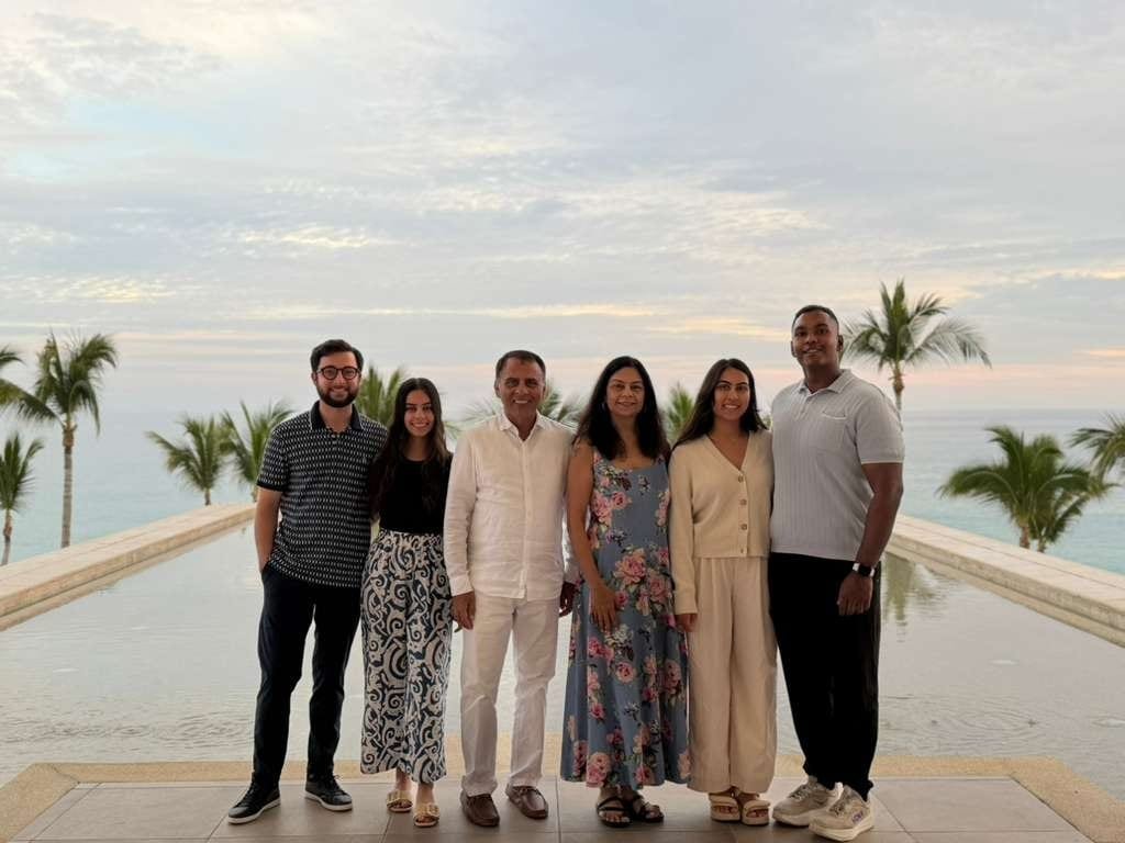 Veda & Family — photo 39