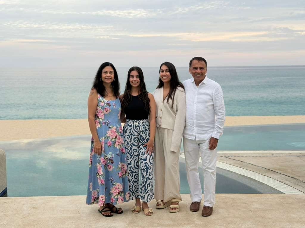 Veda & Family — photo 40